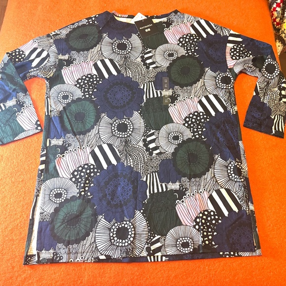 Marimekko and Uniqlo collab oversized maximalist floral long sleeve tunic NWT - Picture 2 of 9